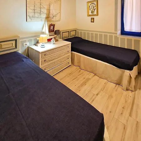 Pgs Immobiliare - Villino Marinella Indipendente Con Terrazza E Posto Auto Privato *