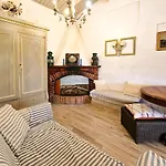 Laureliving Villino Marinella *