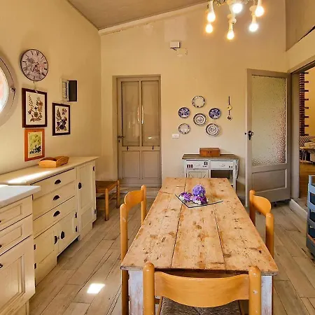 公寓 Laureliving Holiday Home Villino Marinella *