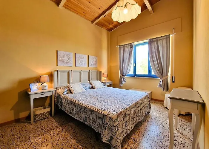 Laureliving Holiday Home Villino Marinella *