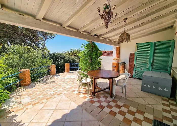 Laureliving Holiday Home Villino Marinella * 马达莱纳