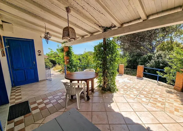 Laureliving Holiday Home Villino Marinella 公寓 马达莱纳